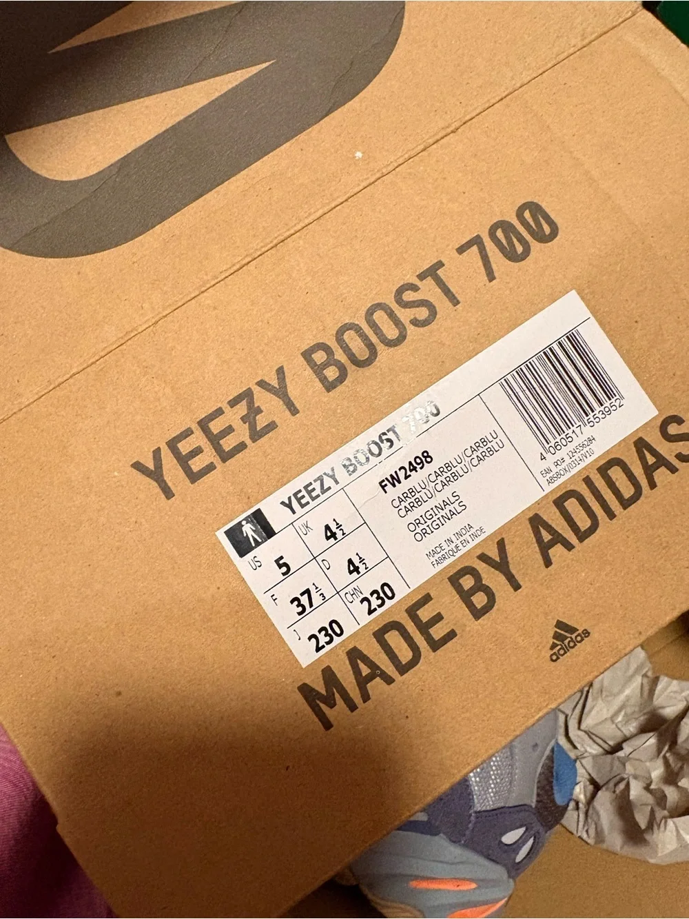adidas Yeezy boost 700 carbon blue - Picture 3 of 4